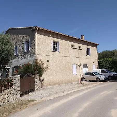 1 A Regino Pour 3 Personnes Speloncato (Corsica)